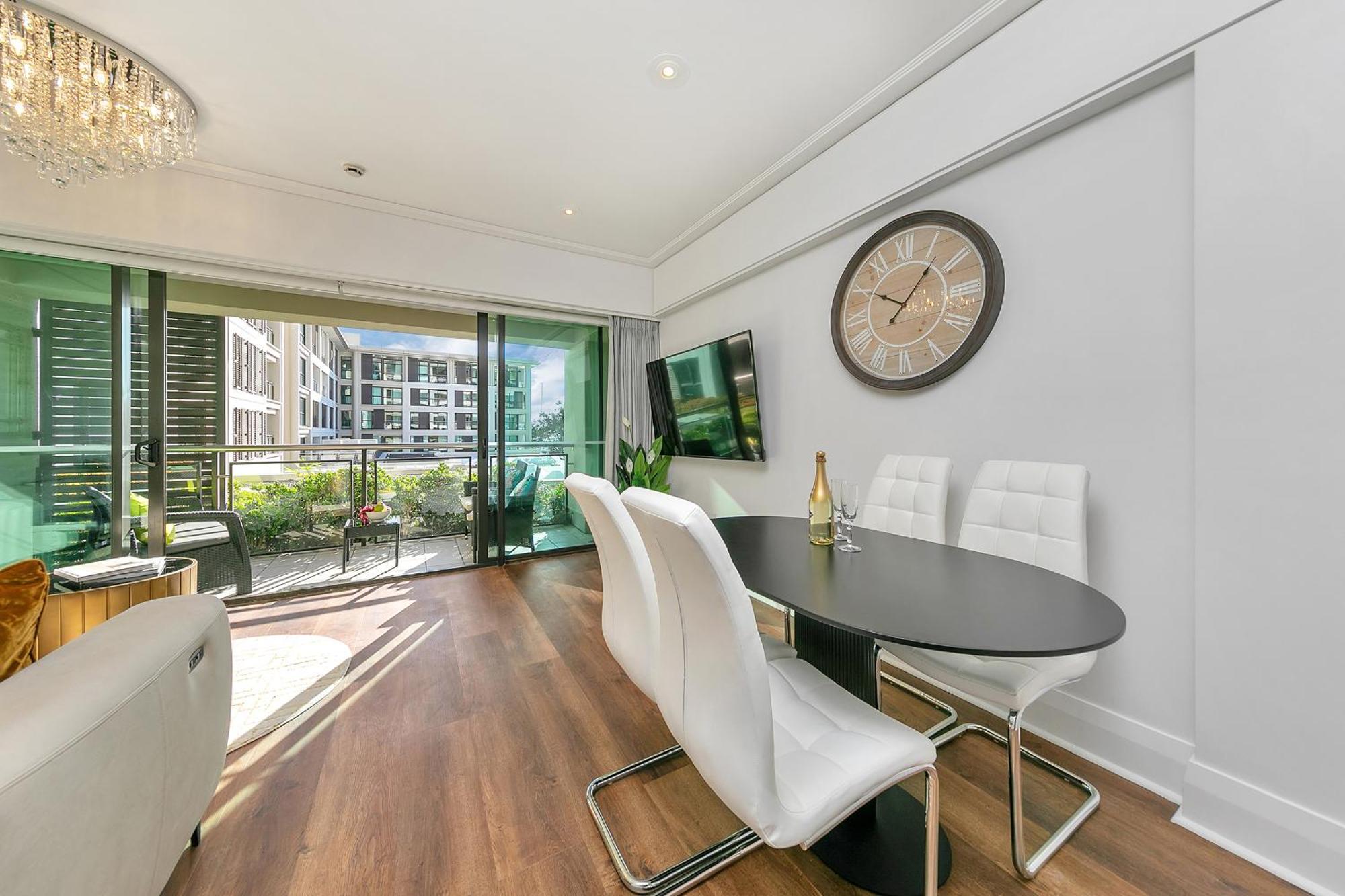 The Charming Cracker! Apartment Auckland Exterior photo